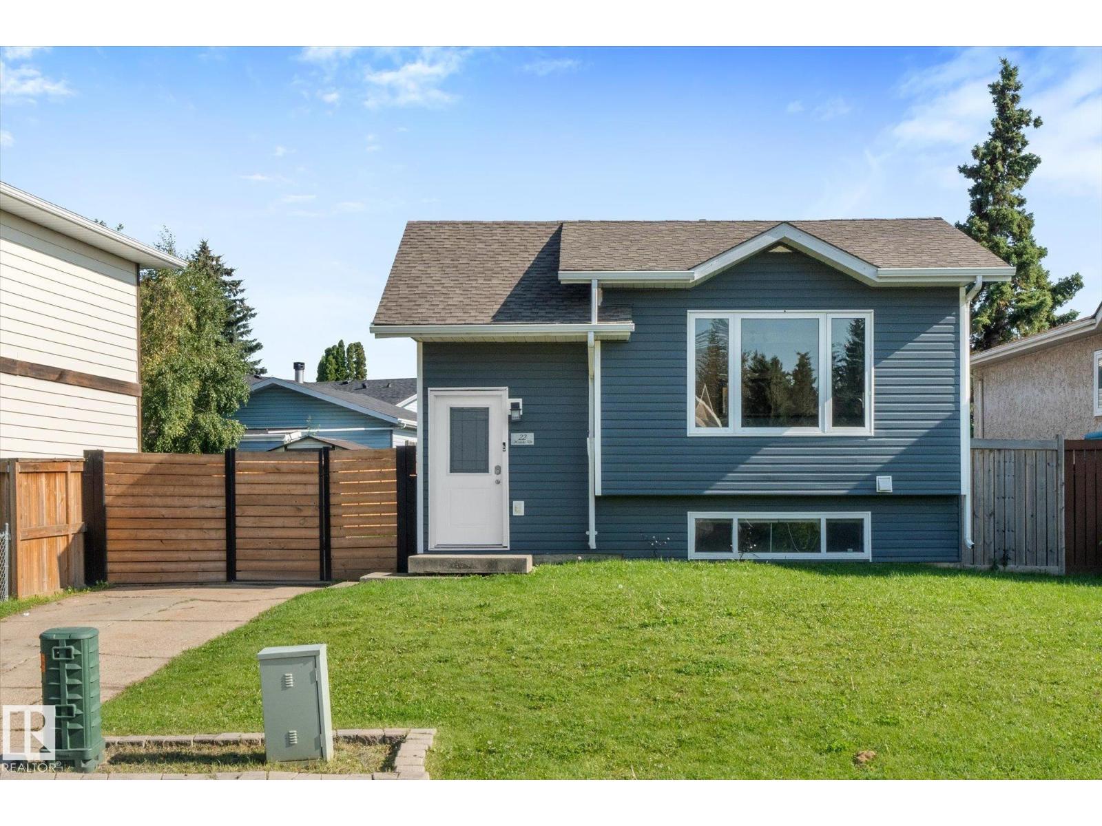 22 WESTLAKE DR - 1