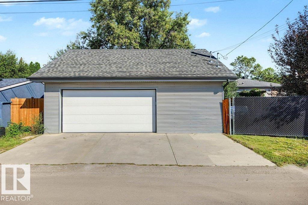 13519 110 A AV NW - 33