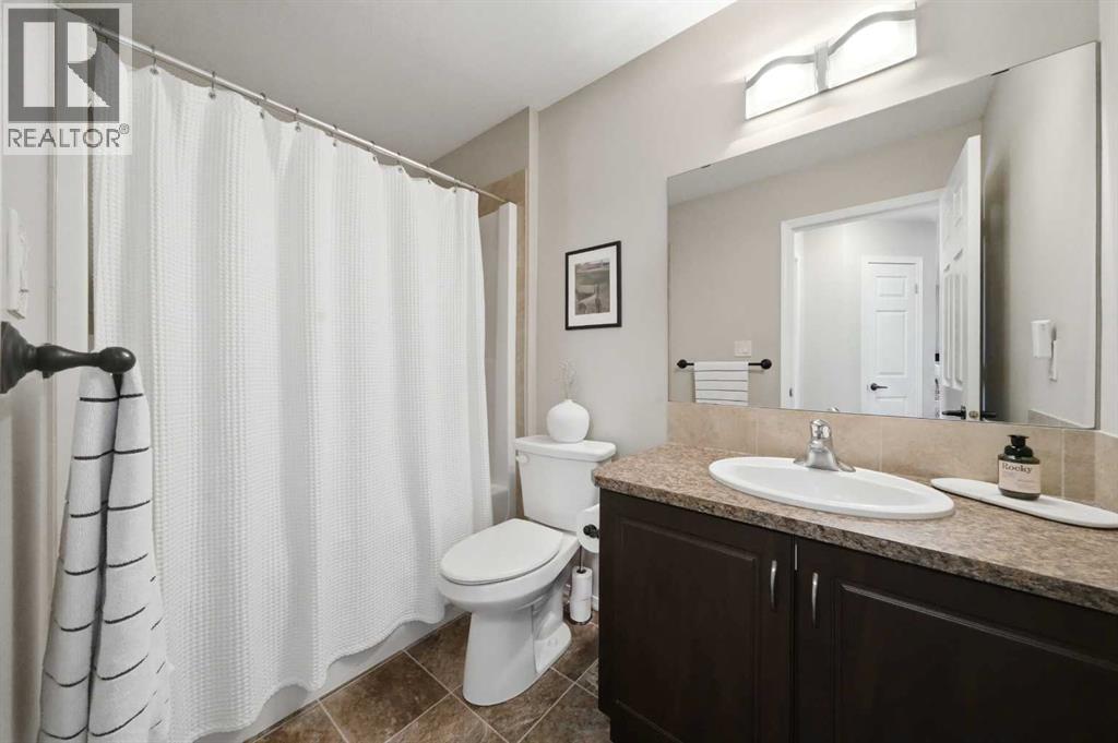 Listing photo – 159 Cooper Close, Red Deer