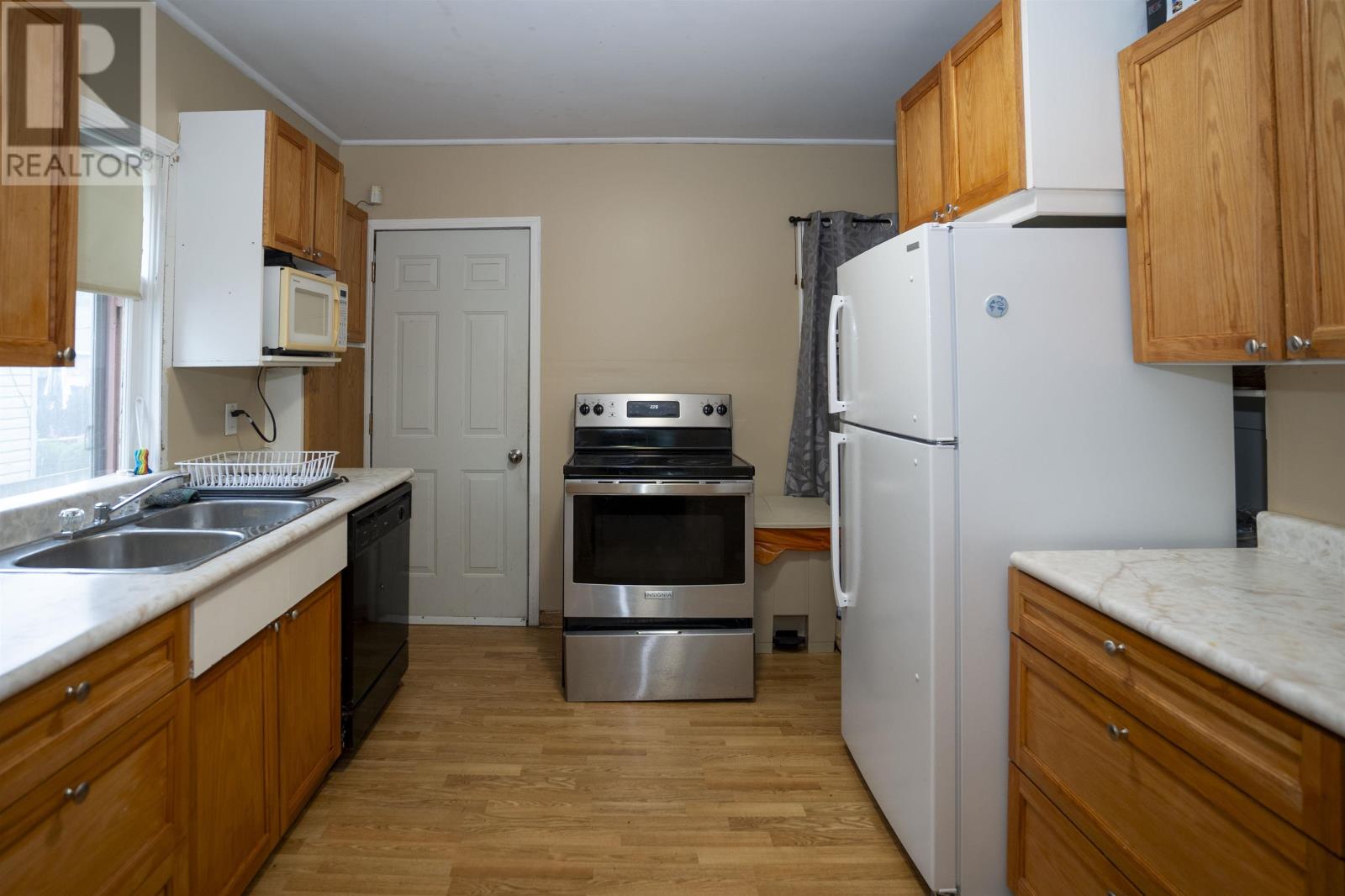 308 Archibald ST N - 14