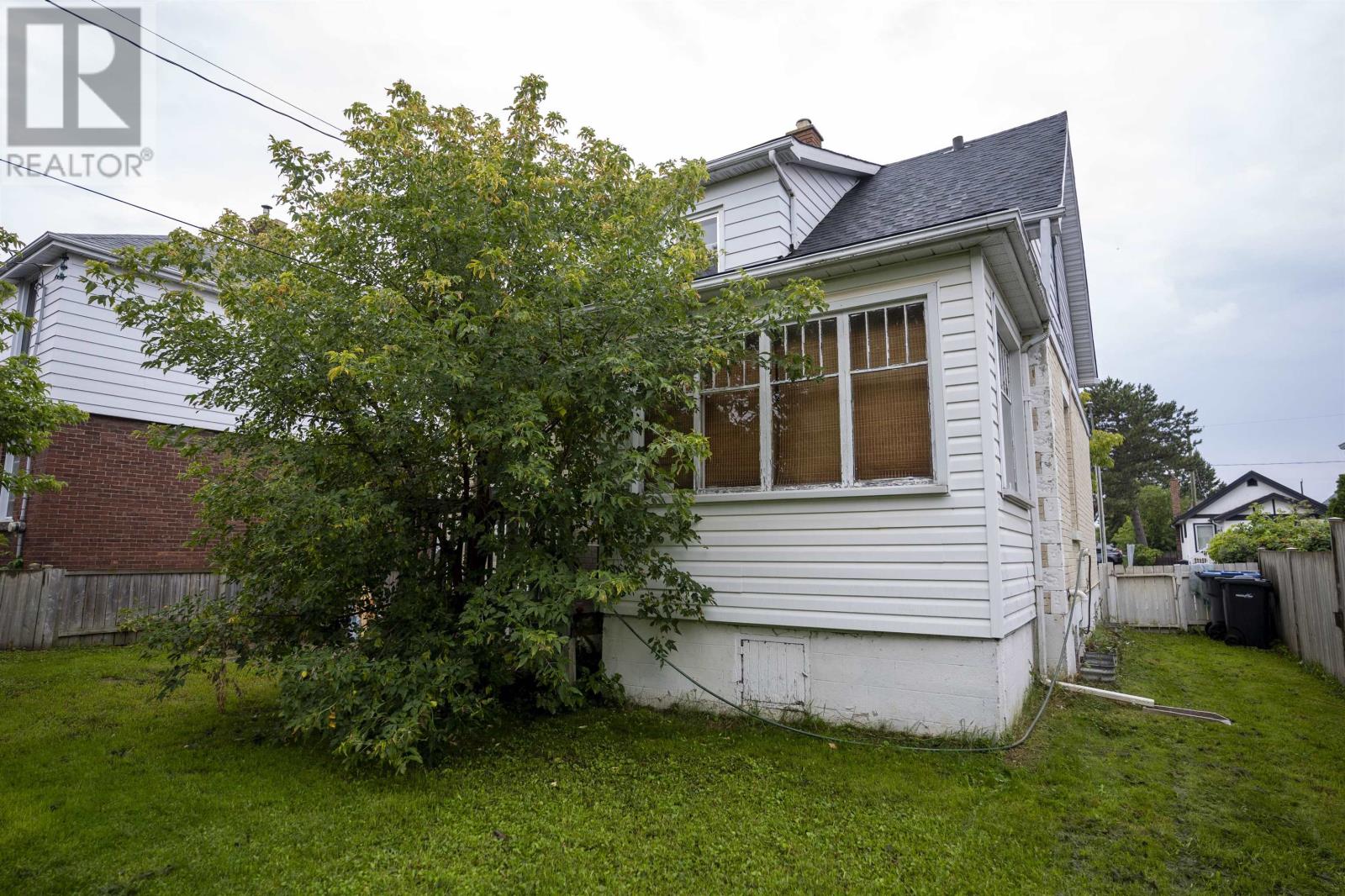 308 Archibald ST N - 37