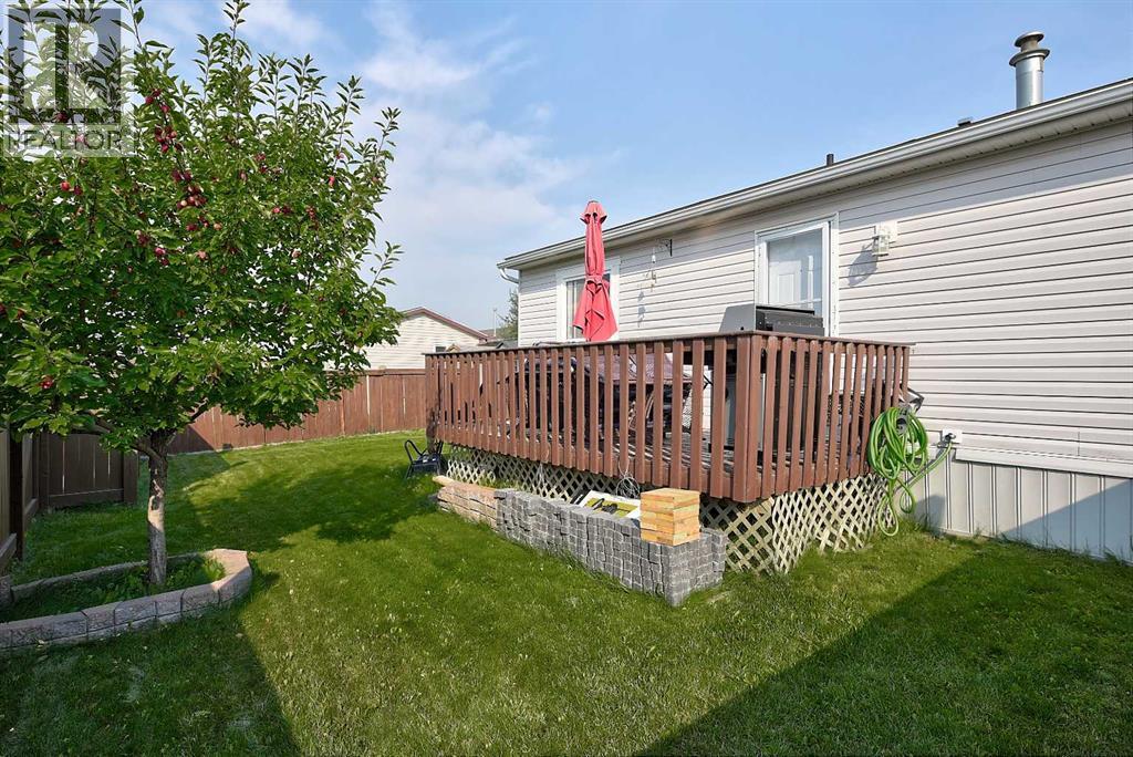 8902 89 Street - 23