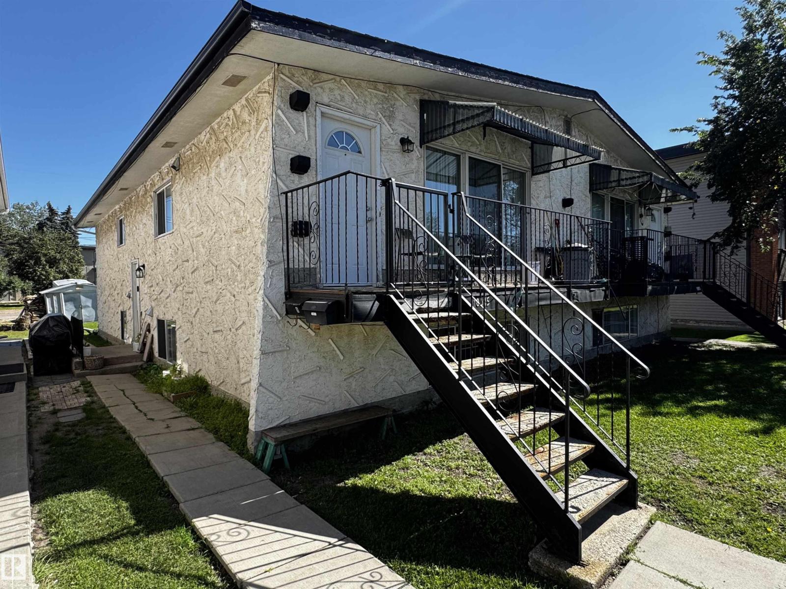 10013 153 ST NW - 6