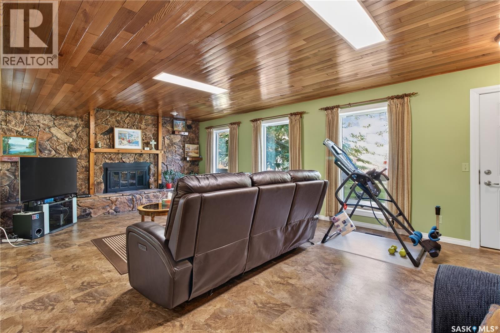 1112 11th STREET - Image 32