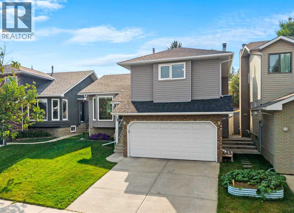 19 Macewan Meadow Crescent NW, MacEwan Glen, Calgary photo 1