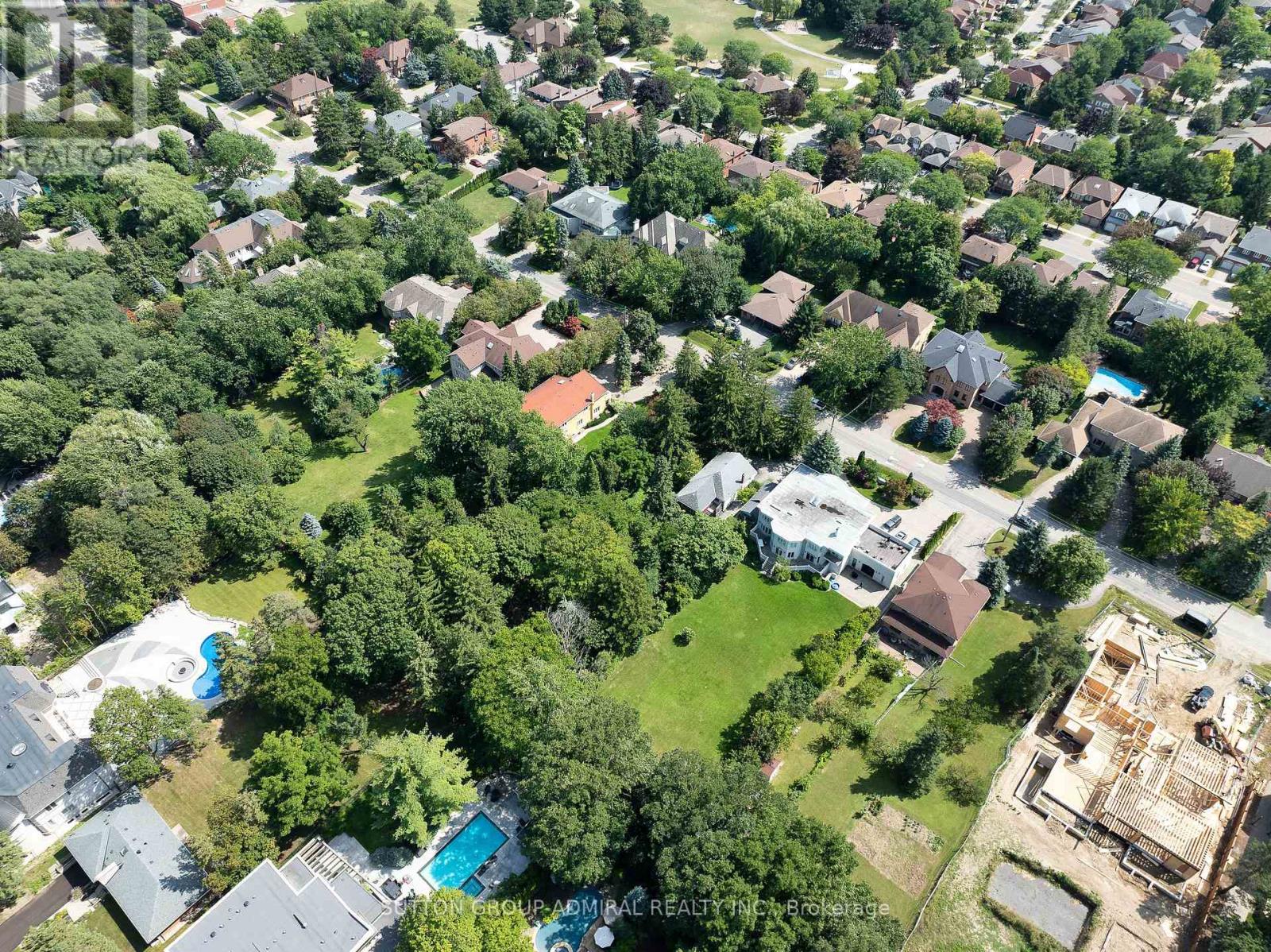 60 ARNOLD AVENUE - 7