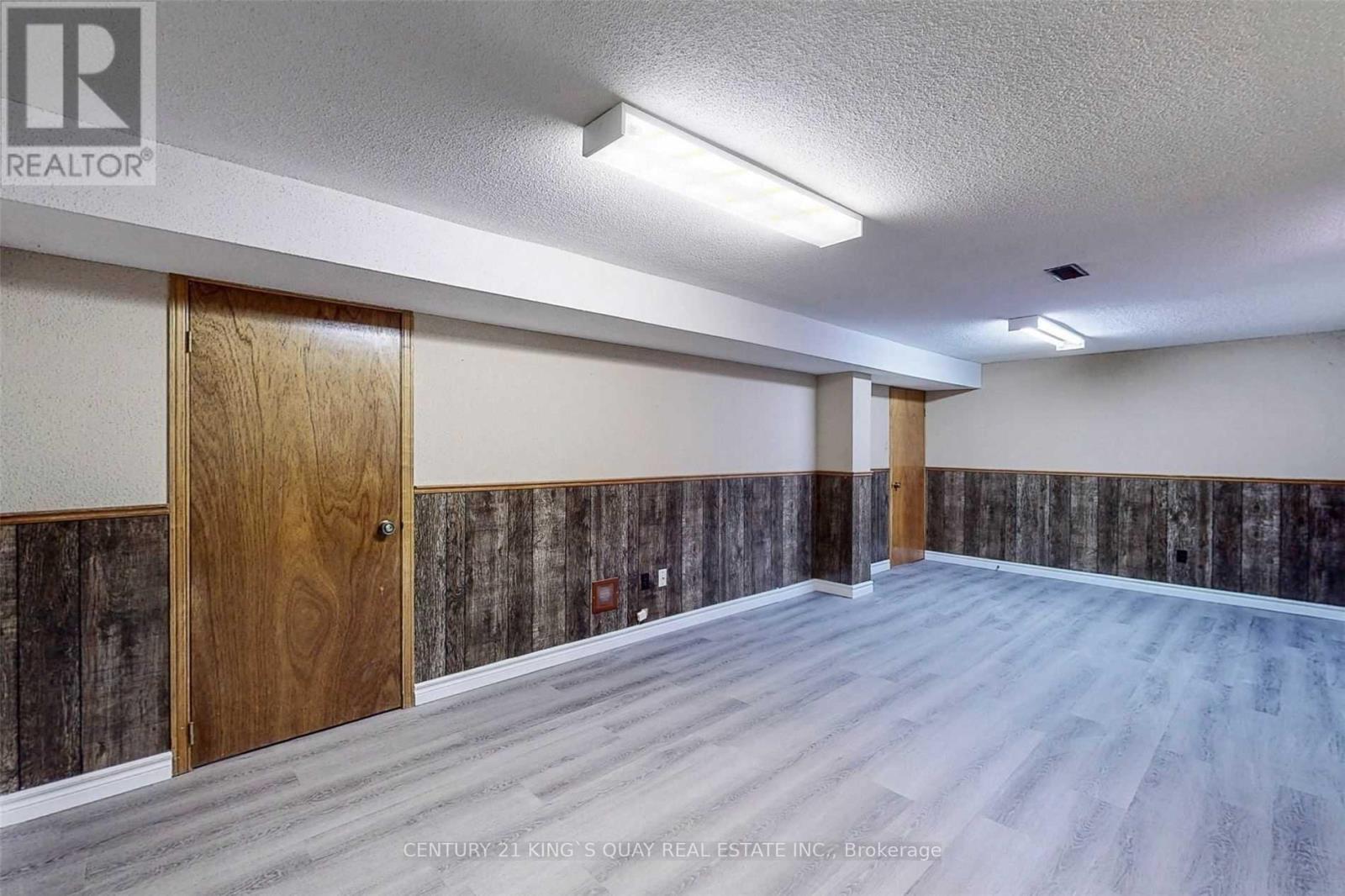 193 ALEXANDER ROAD - 35