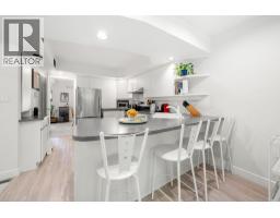 826 Frederick Road, North Vancouver, BC V7K2Y3 Photo 12