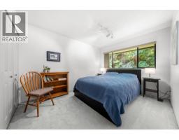 826 Frederick Road, North Vancouver, BC V7K2Y3 Photo 23
