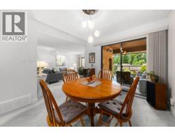 826 Frederick Road, North Vancouver, BC V7K2Y3 Photo 8