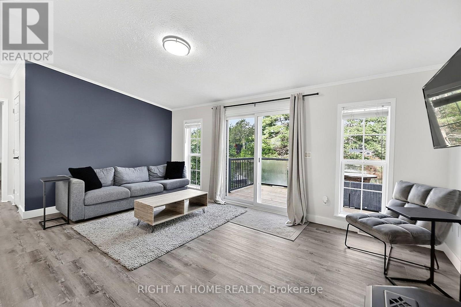 8168 LAIDLAW AVENUE - Image 12