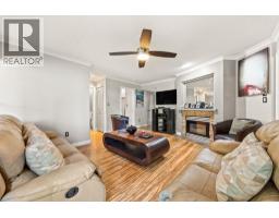 11870 236b Street, Maple Ridge, BC V4R2C9 Photo 9