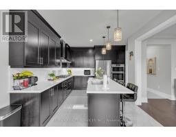Living room - 40 Rosewell Crescent, Halton Hills, ON L7G0N3 Photo 7