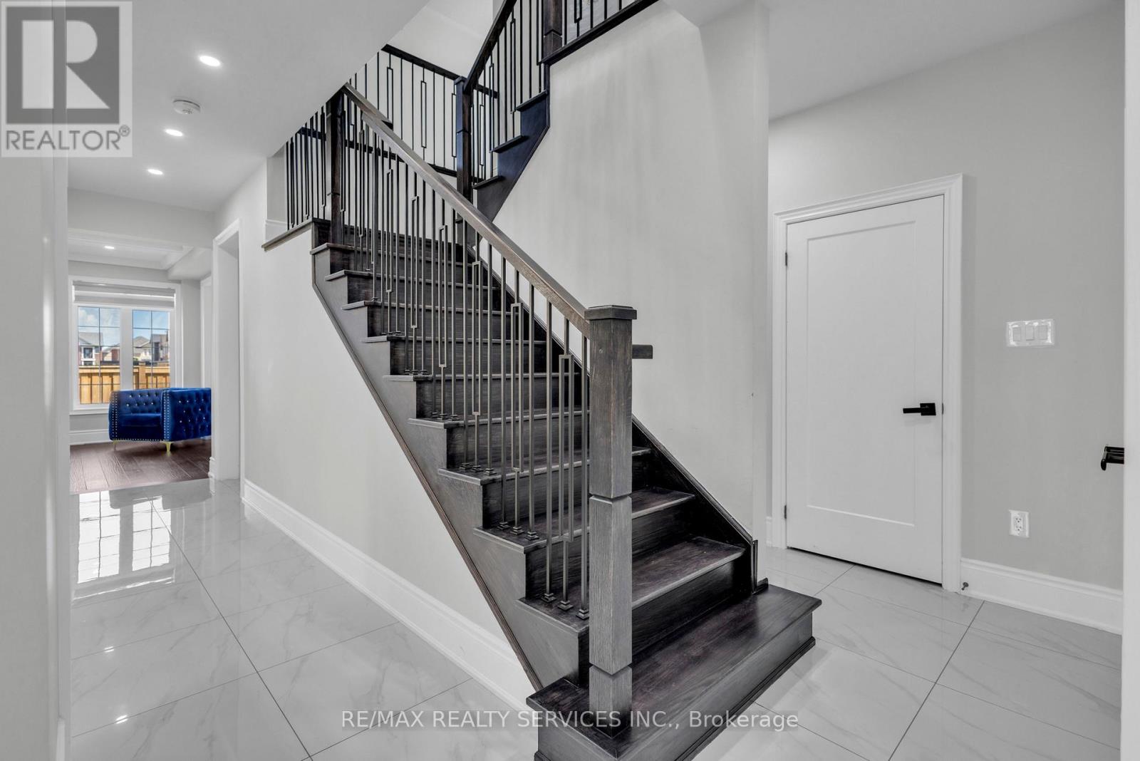 40 ROSEWELL CRESCENT - 10