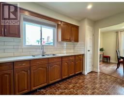 Kitchen - 59 Jane Street, Kawartha Lakes, ON K0M1A0 Photo 8