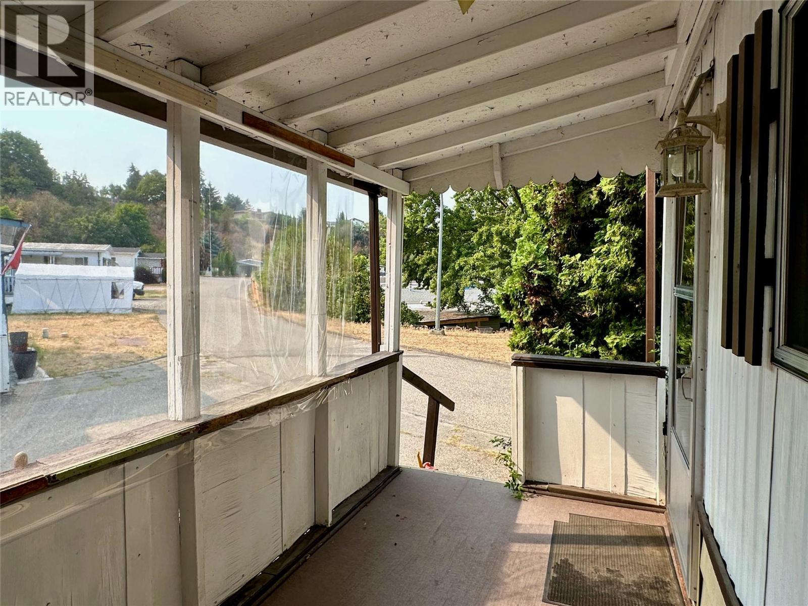 308 15401 Kalamalka Road - 29