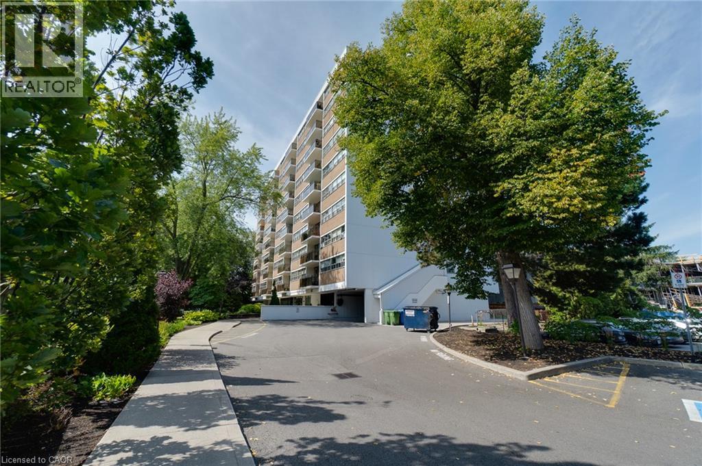 #507 212 KERR Street - 1