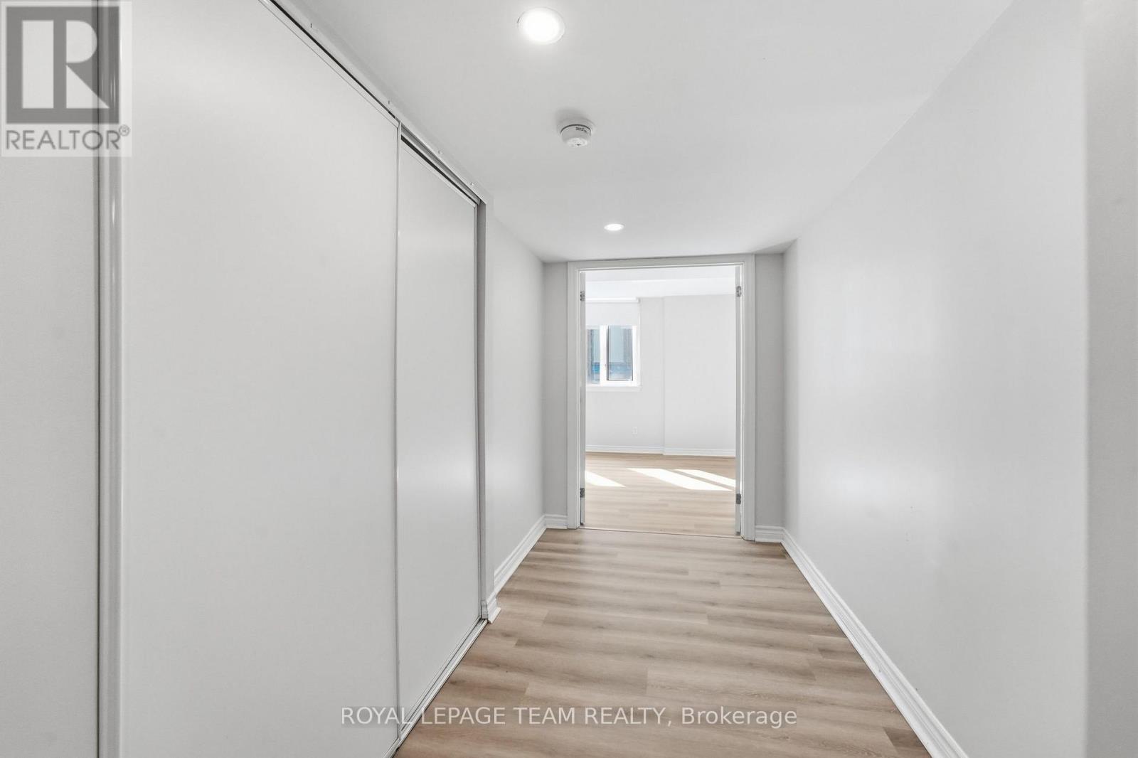 #903 18 NEPEAN STREET - Image 16