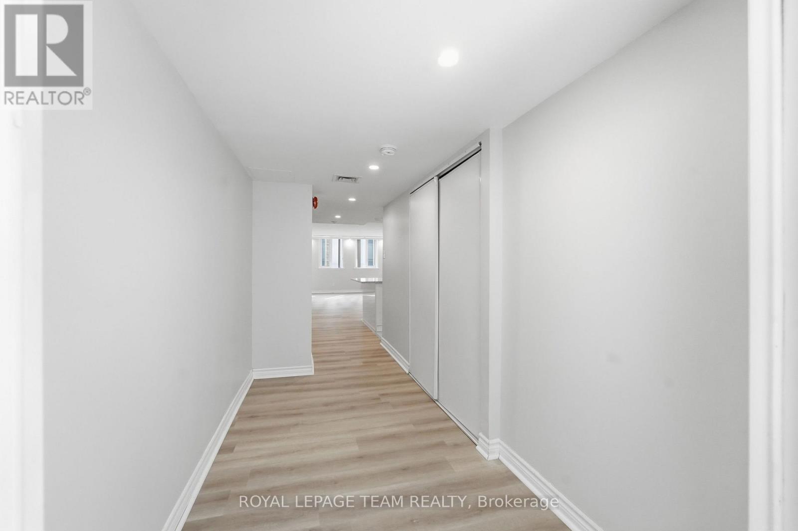 #903 18 NEPEAN STREET - Image 17