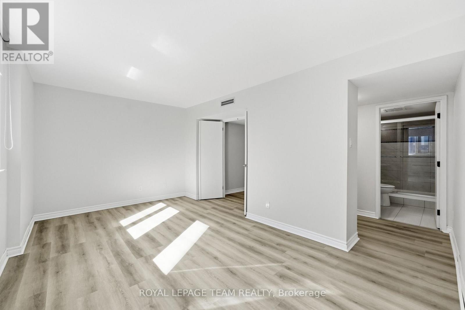 #903 18 NEPEAN STREET - Image 21