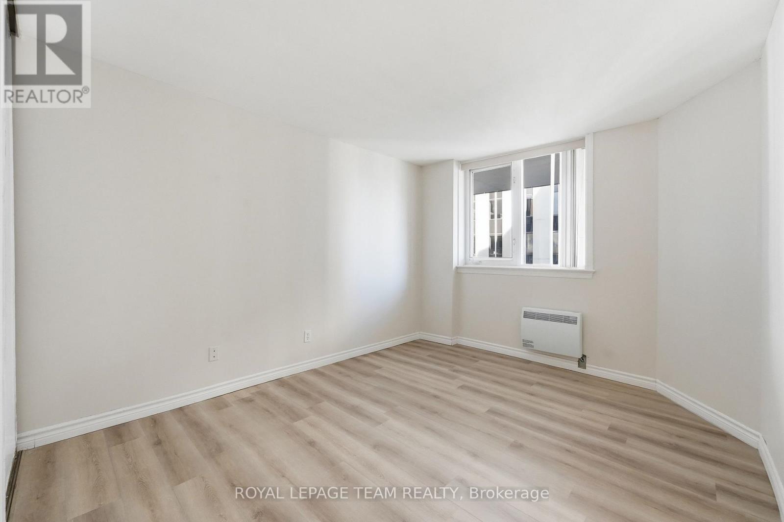 #903 18 NEPEAN STREET - Image 25
