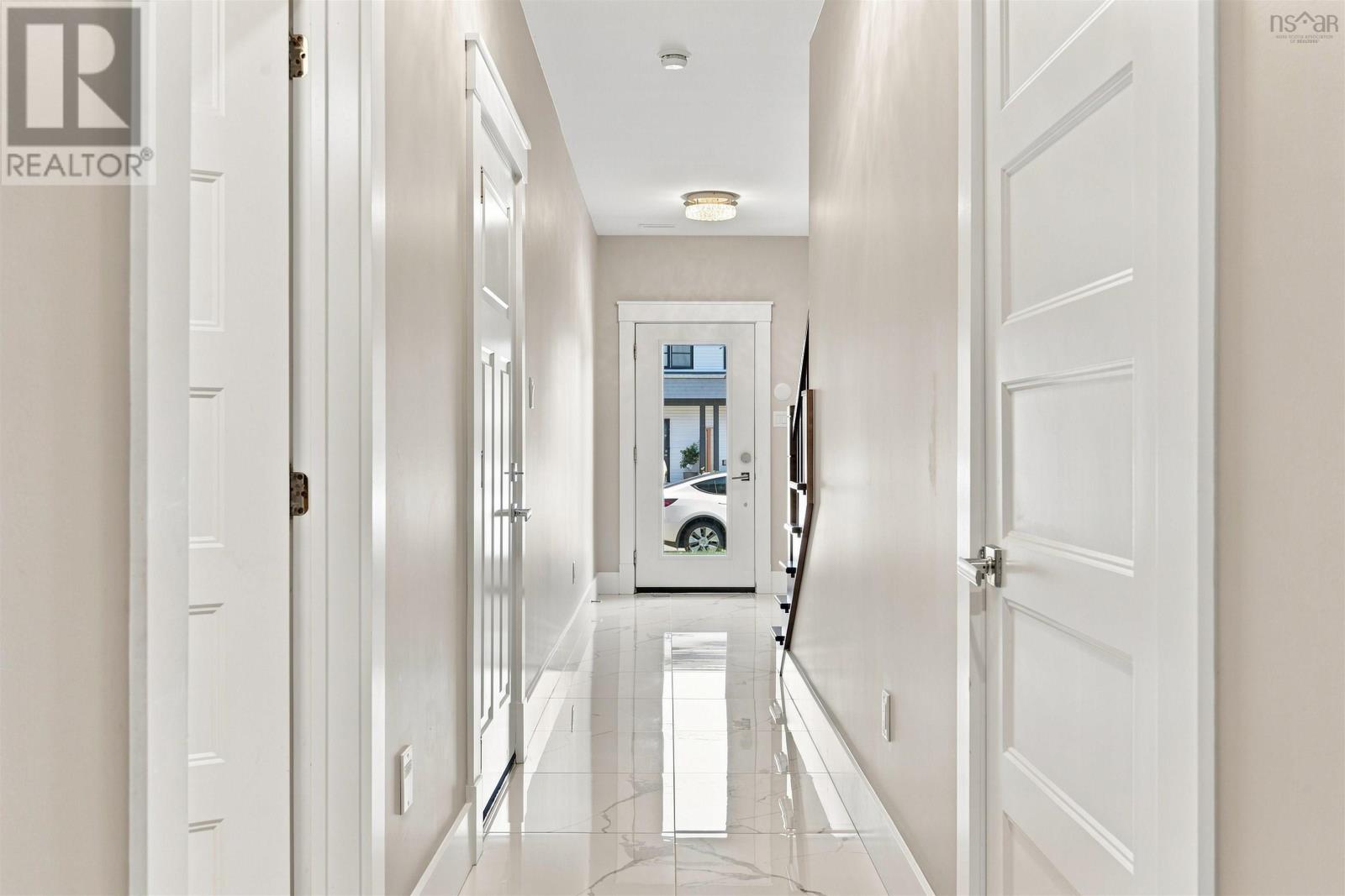 46 Grenoble Court - 8