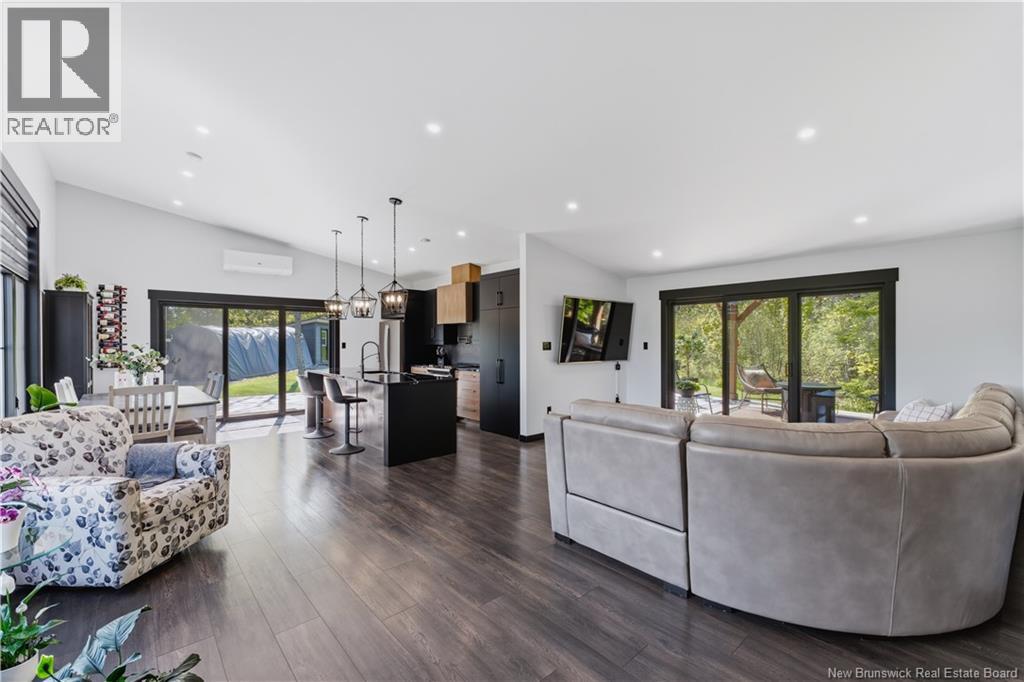 433 Cornwall Road - Image 10