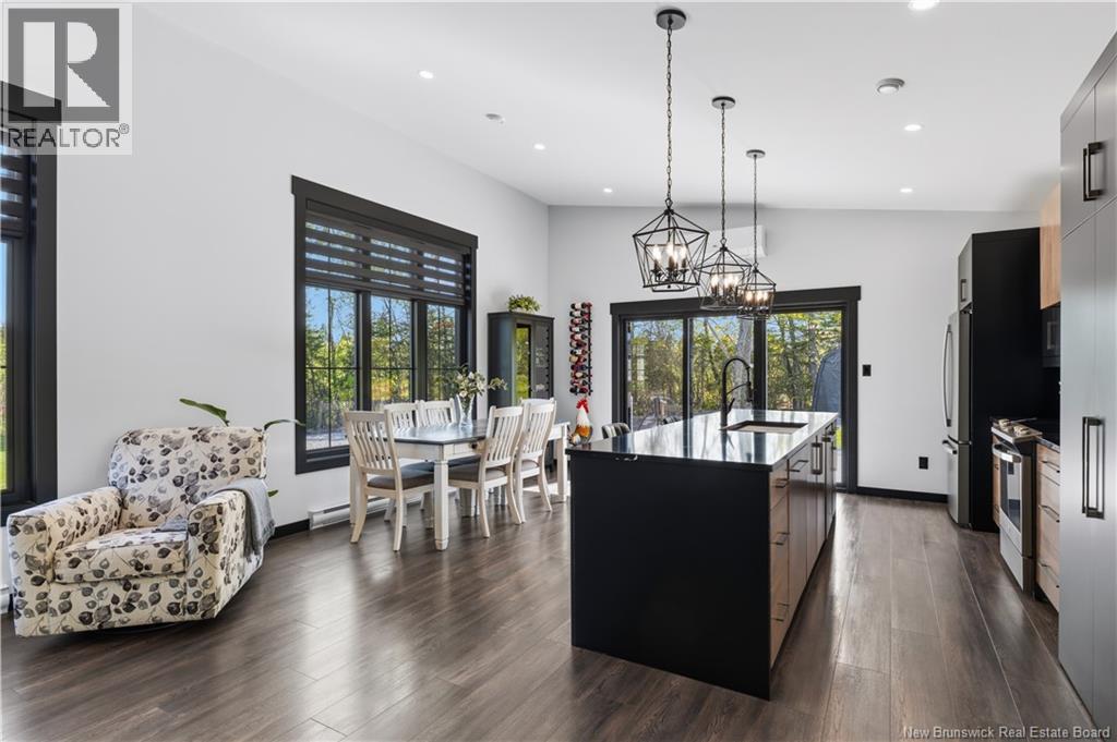 433 Cornwall Road - 12