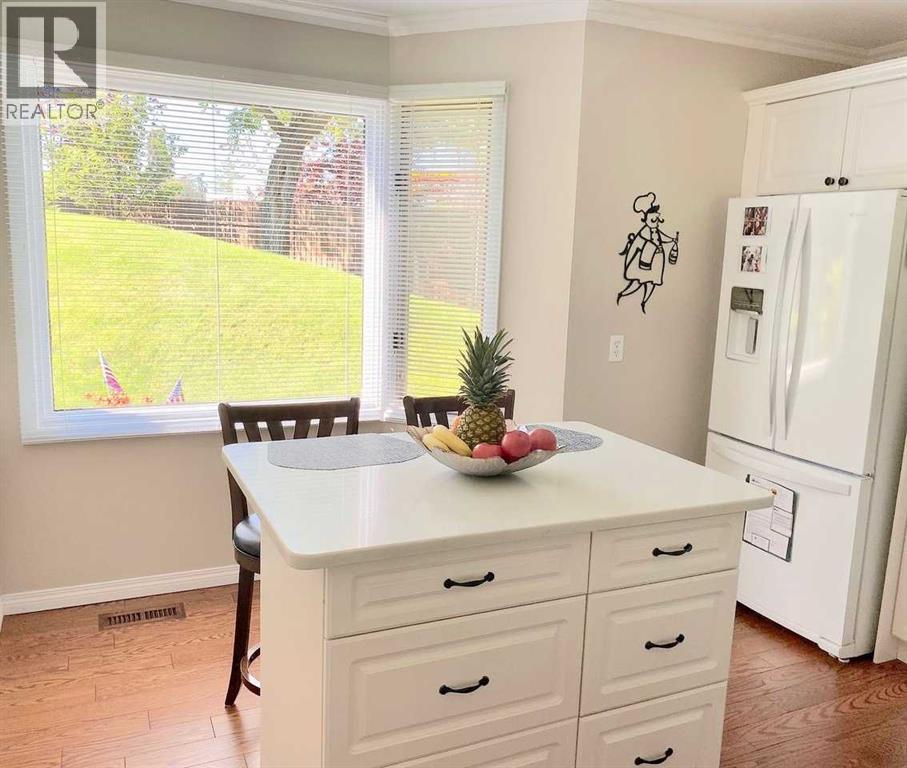 #27 10910 Bonaventure Drive SE - 3