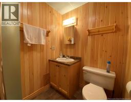 28 Lawson Street, Edmundston, NB E3V1Z4 Photo 31