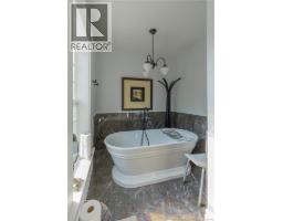 172 Park Street, Moncton, NB E1C2B6 Photo 28