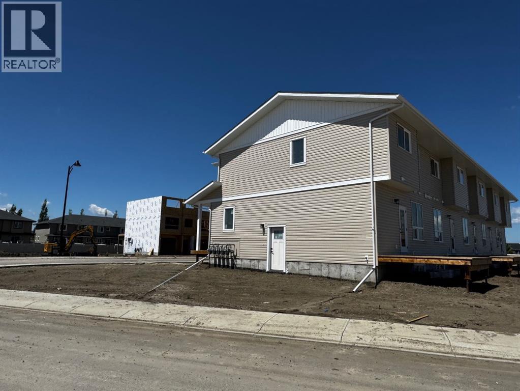 Listing photo – 42 Lavelle Close, Red Deer