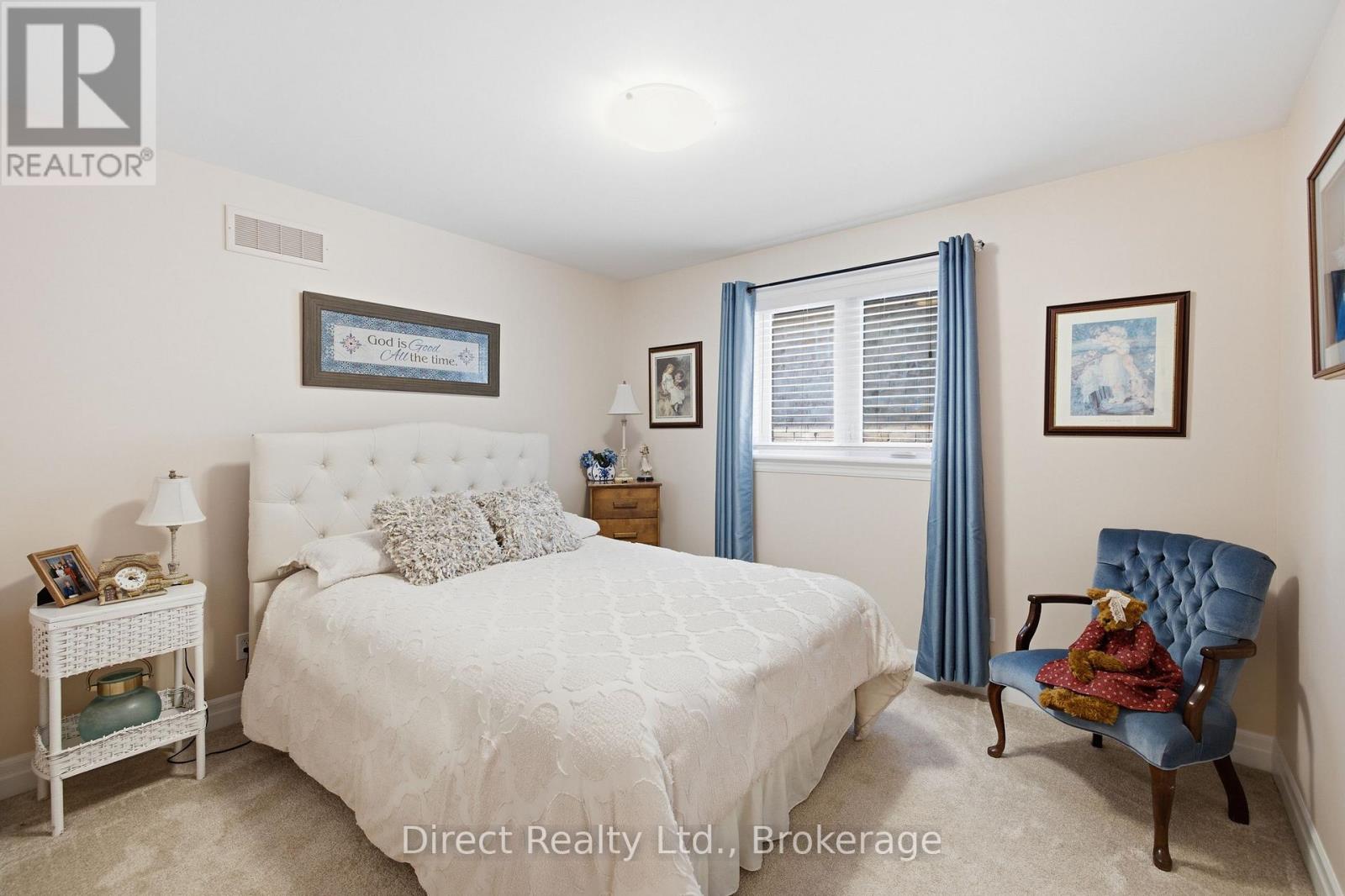 35 HUMMINGBIRD DRIVE - Image 13