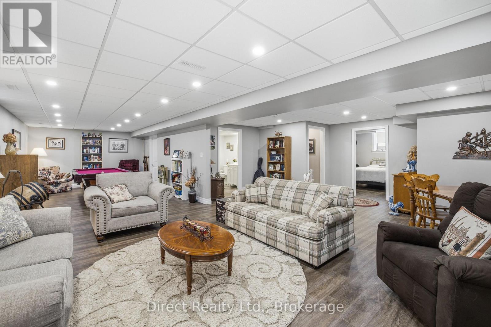 35 HUMMINGBIRD DRIVE - Image 27