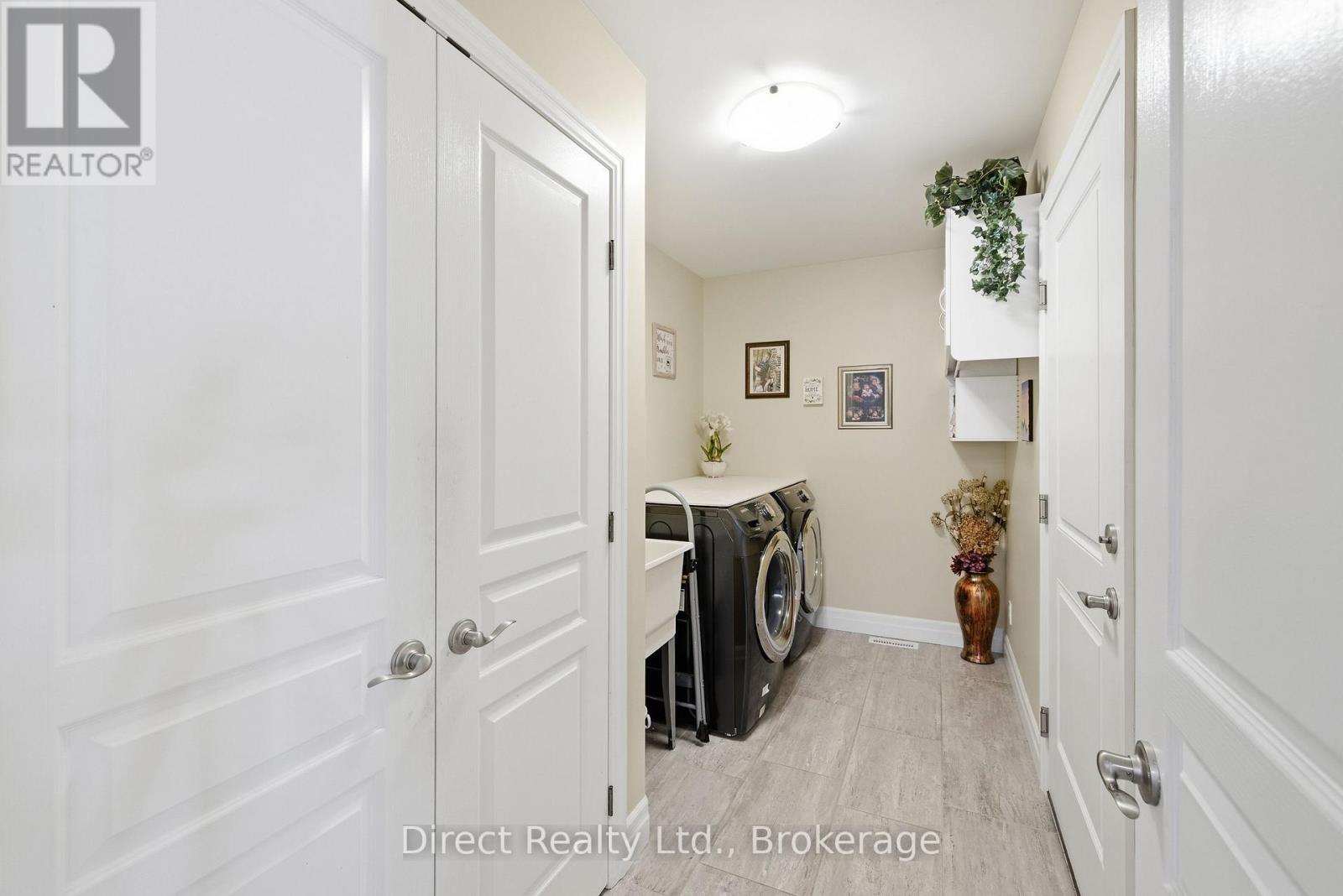35 HUMMINGBIRD DRIVE - Image 4