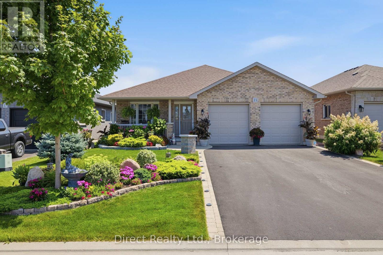 35 HUMMINGBIRD DRIVE - 41