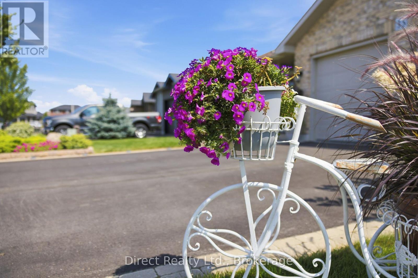 35 HUMMINGBIRD DRIVE - Image 42