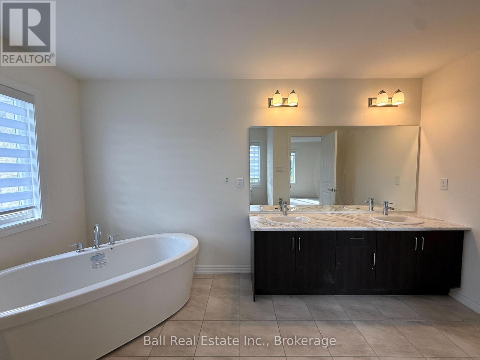 76 GOLDEN MEADOWS DRIVE - Image 29