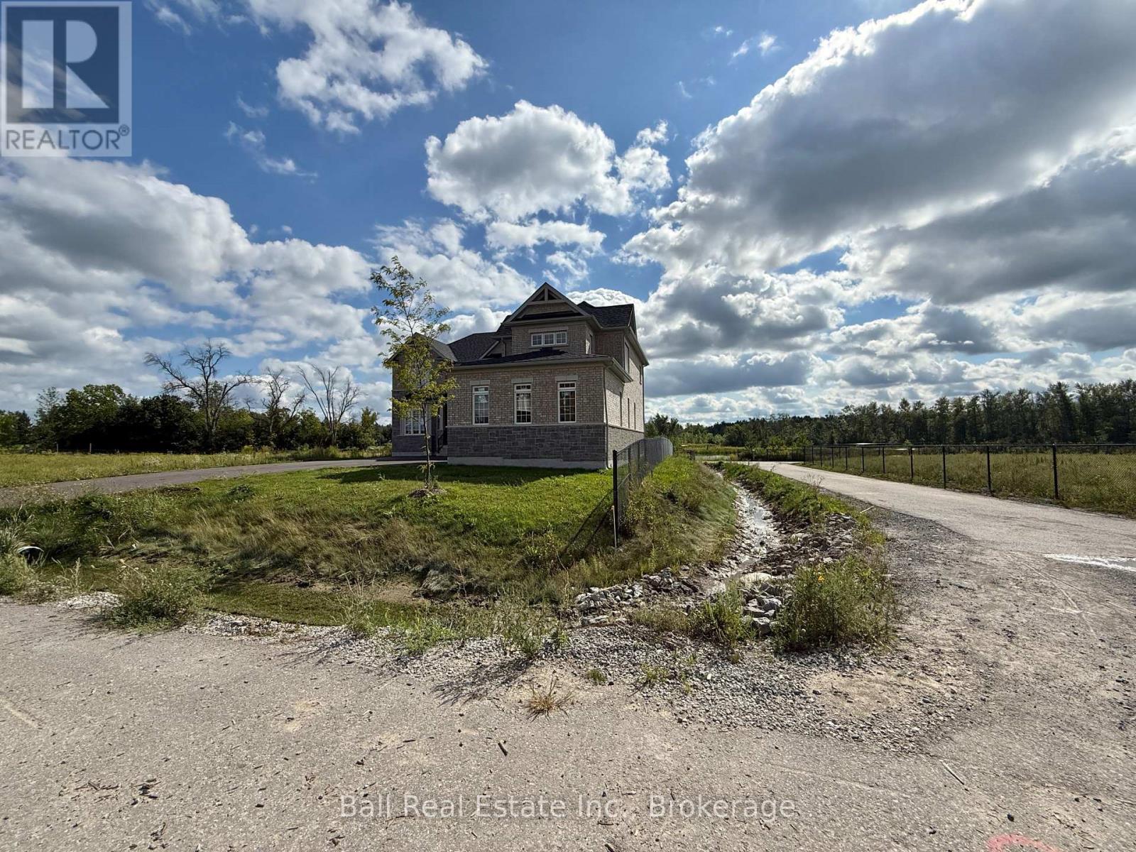 76 GOLDEN MEADOWS DRIVE - 47