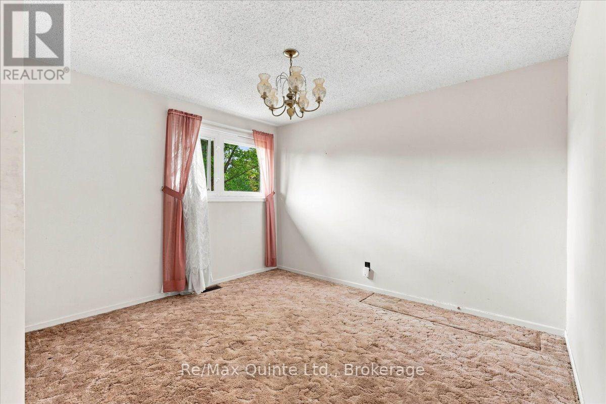 5 SIMEON STREET - Image 13
