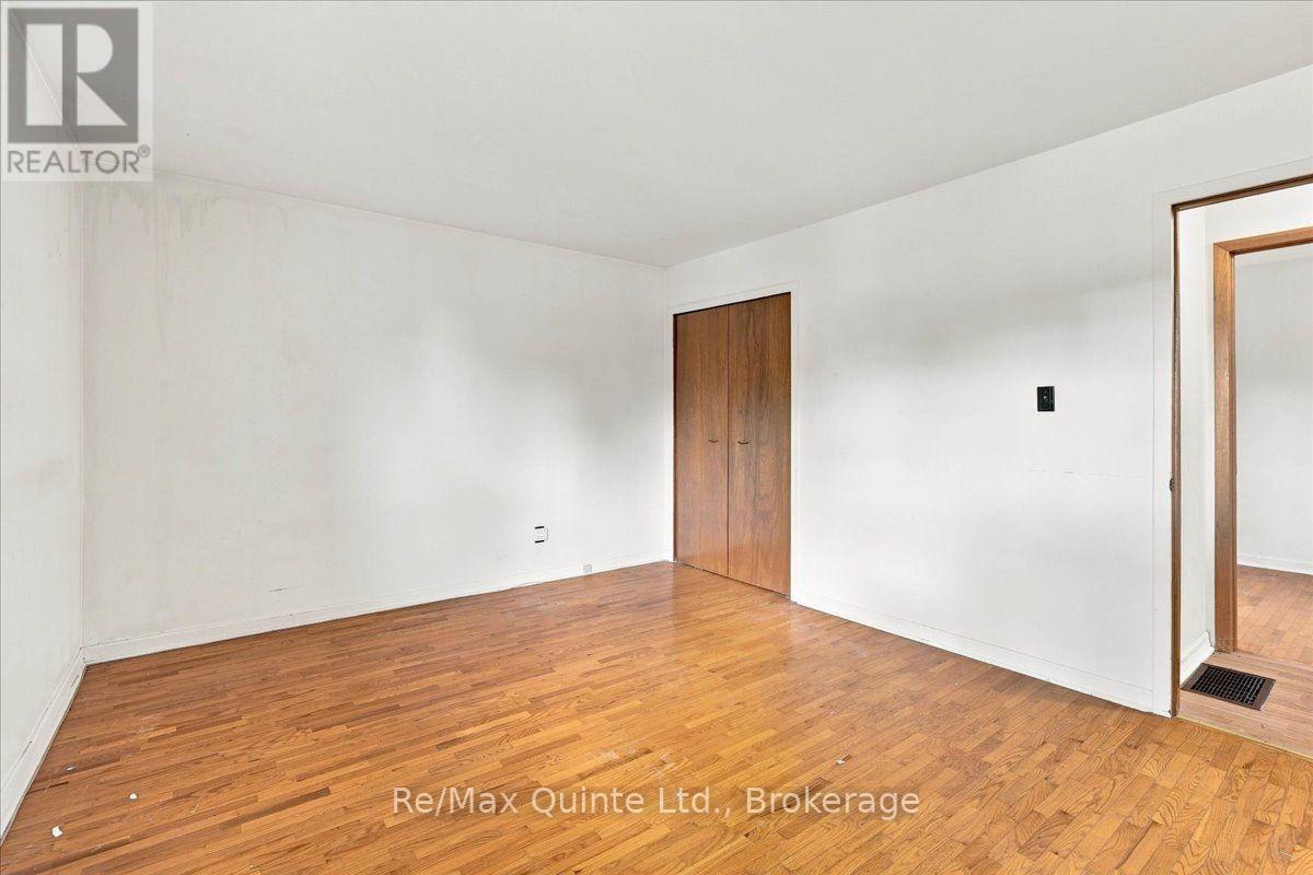 5 SIMEON STREET - Image 18