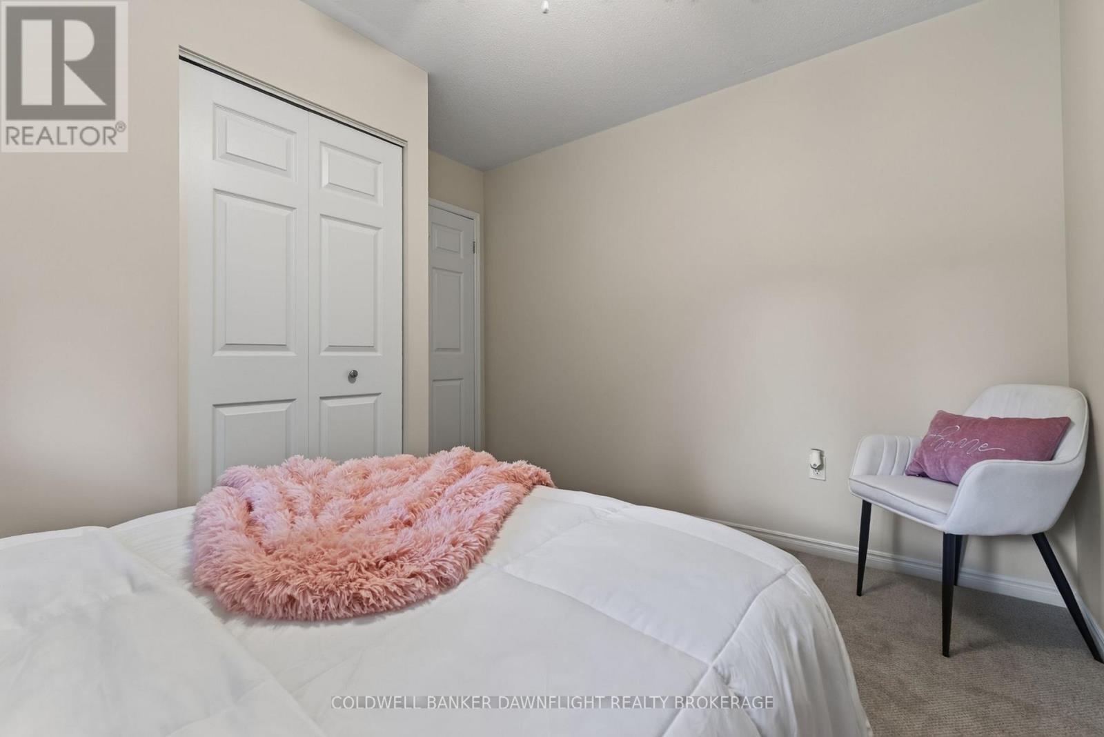 #51 300 JOHNT STREET S - 13