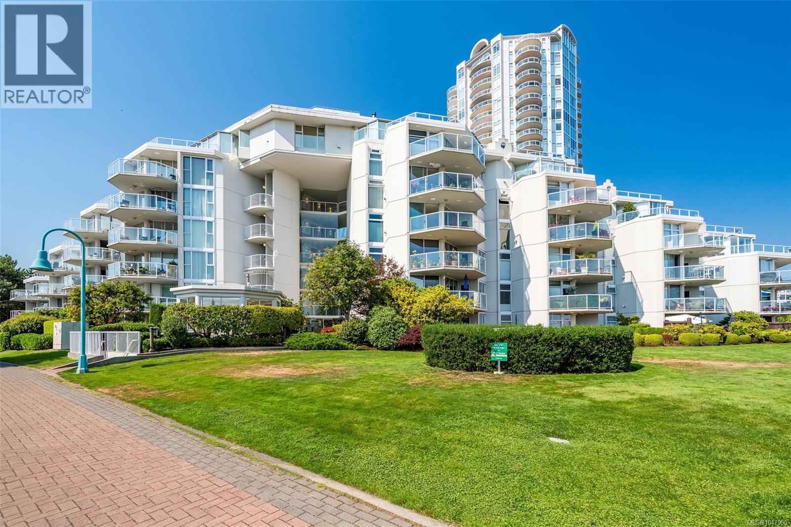 Property for sale at 102 158 Promenade Dr