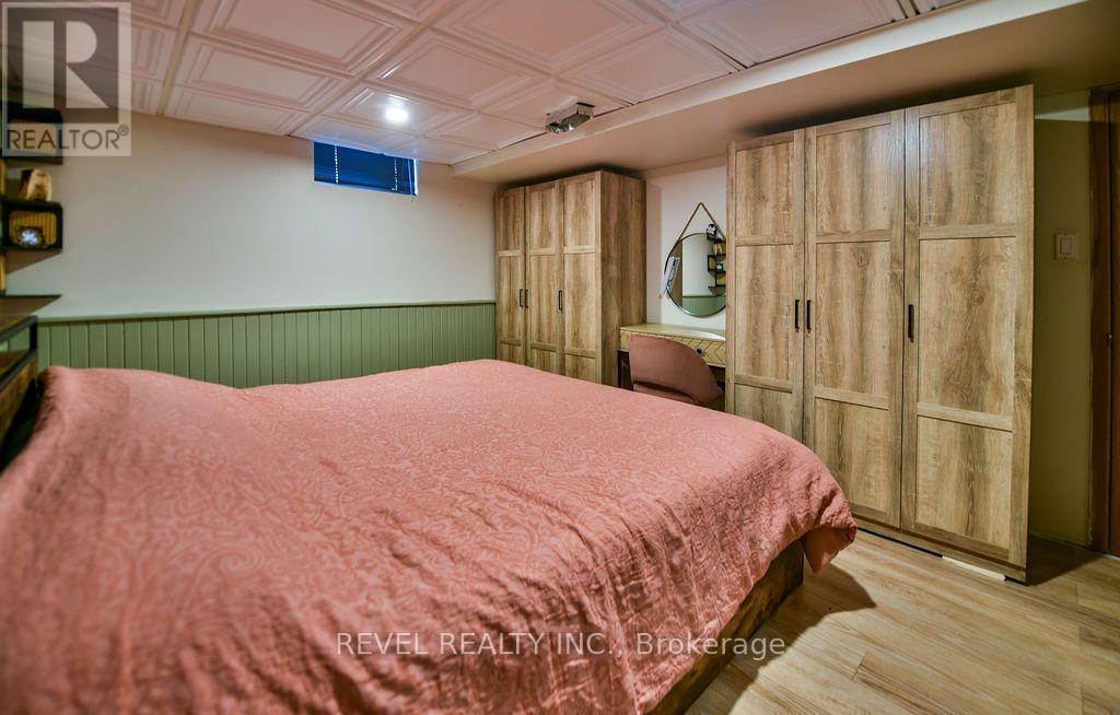 70 DOME AVENUE - 22