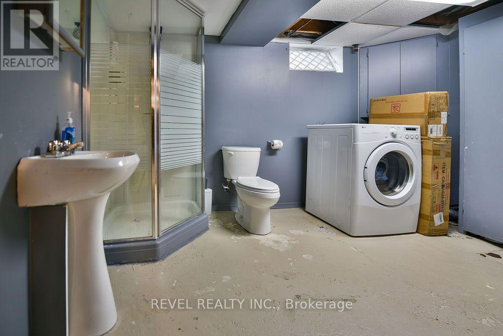 70 DOME AVENUE - Image 26