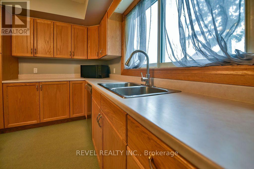 70 DOME AVENUE - Image 7