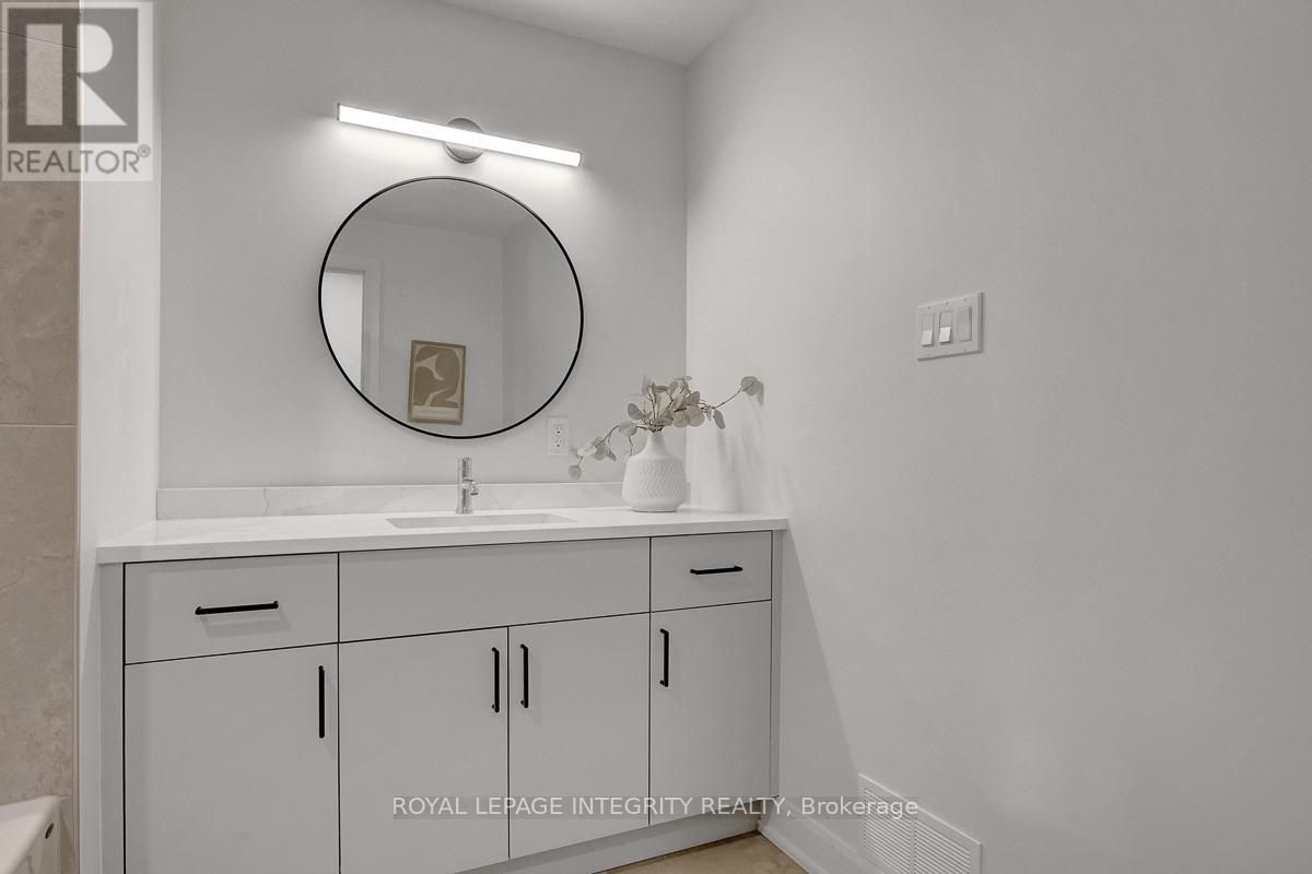 8 BRIAN CRESCENT - Image 29