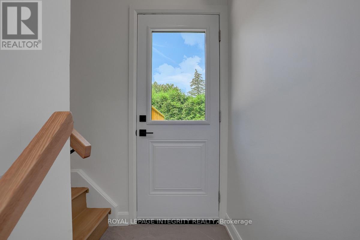 8 BRIAN CRESCENT - Image 34