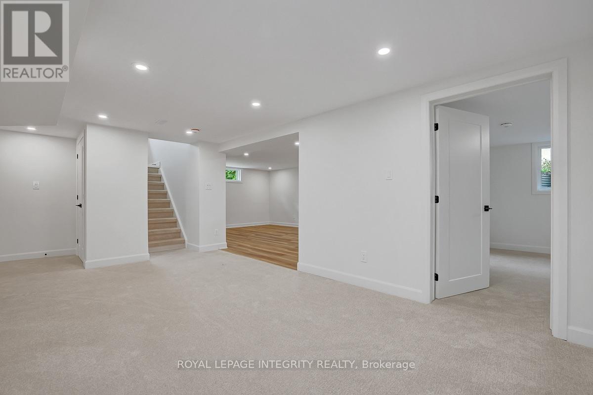 8 BRIAN CRESCENT - Image 35