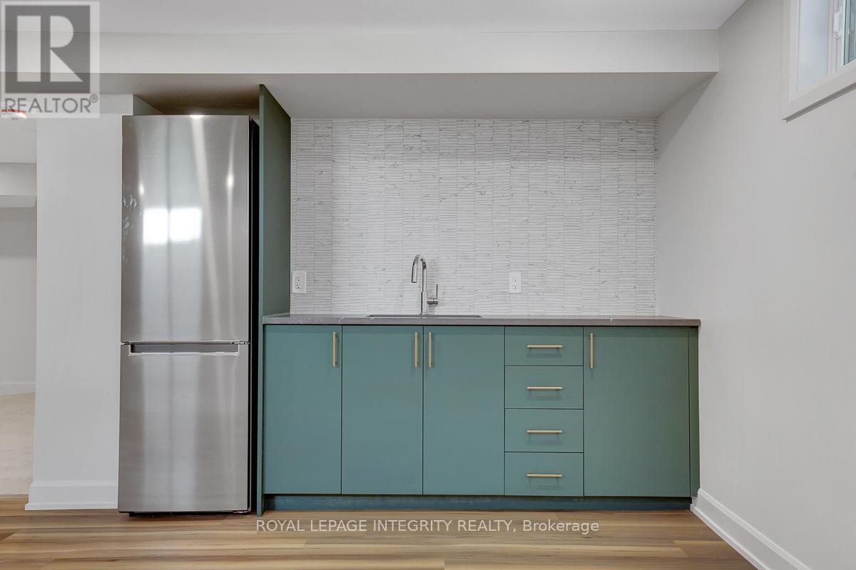 8 BRIAN CRESCENT - Image 38